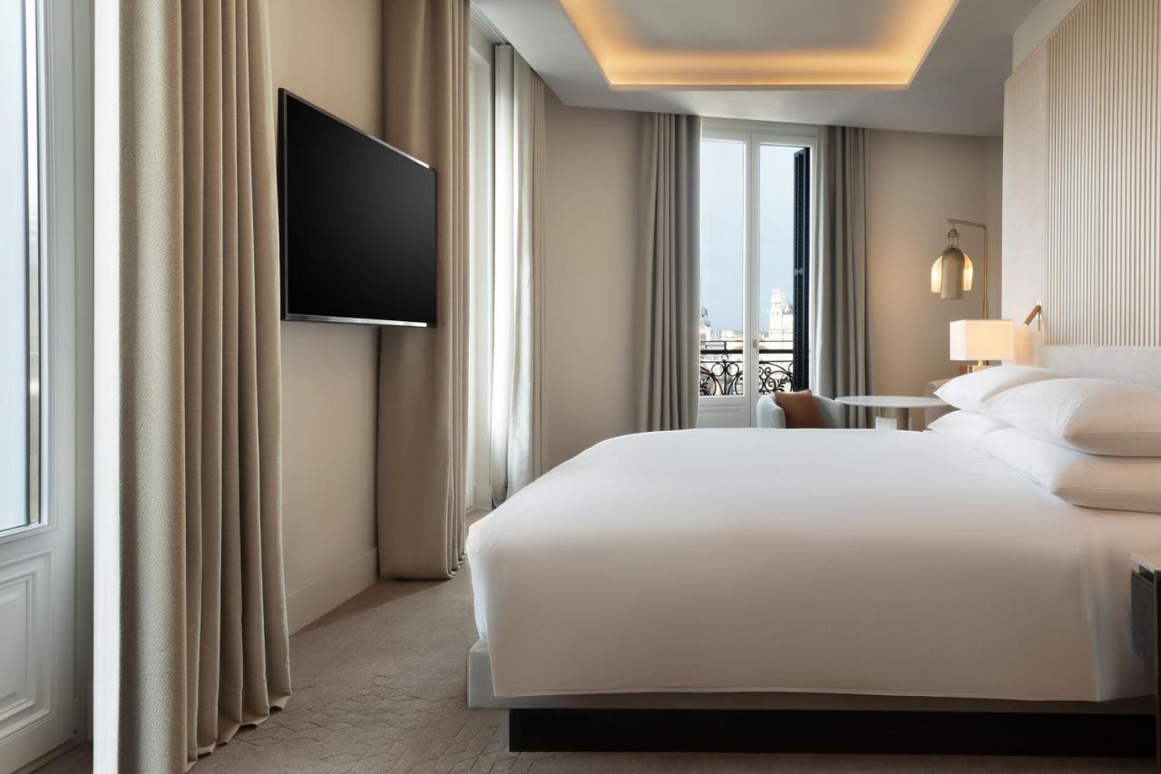 Jw Marriott Hotel Madrid Buitenkant foto