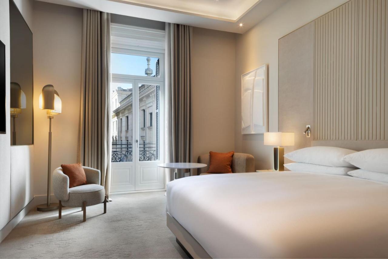 Jw Marriott Hotel Madrid Buitenkant foto